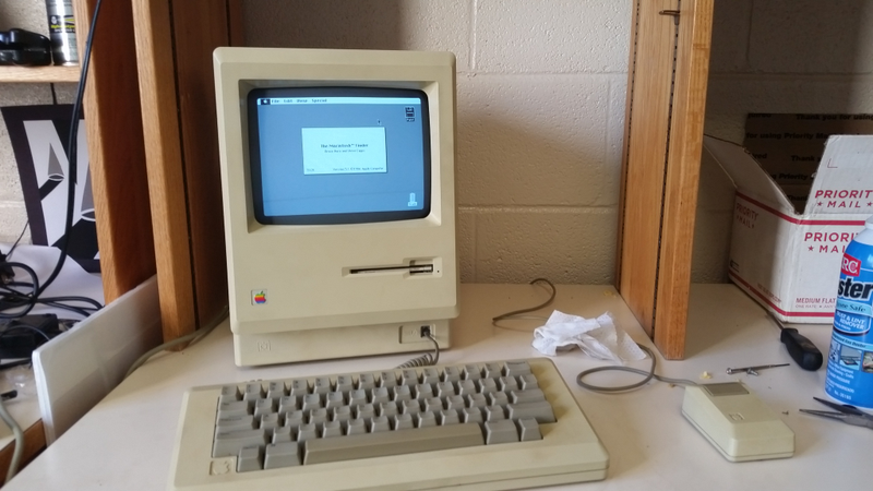 Illustration for article titled The Macintosh 512ke is alive!